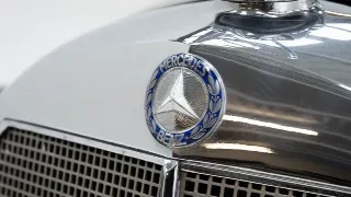 Foto 30 di 40: Mercedes-Benz 220 A Cabriolet