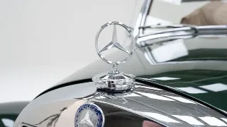Foto 32 di 40: Mercedes-Benz 220 A Cabriolet