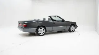 Foto 2 di 40: Mercedes-Benz 220 E