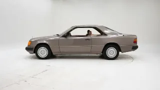 Foto 8 di 40: Mercedes-Benz 230 CE