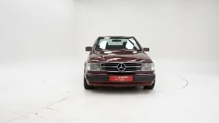 Foto 5 di 40: Mercedes-Benz 230 CE