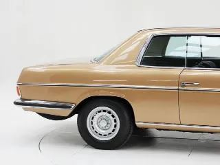Foto 11 di 40: Mercedes-Benz 250 CE