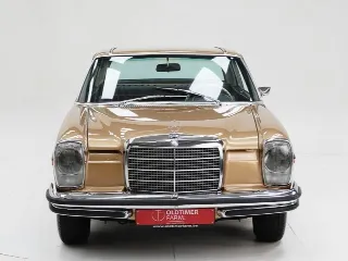 Foto 22 di 40: Mercedes-Benz 250 CE