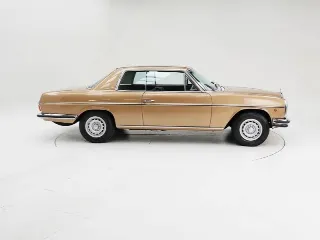 Foto 6 di 40: Mercedes-Benz 250 CE