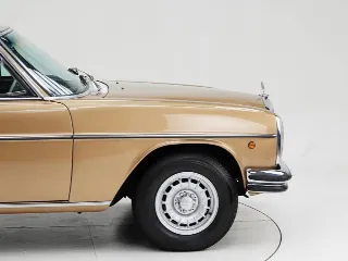 Foto 7 di 40: Mercedes-Benz 250 CE