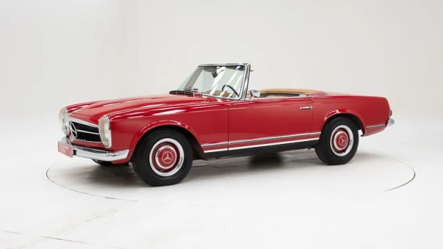 Mercedes-Benz 250 SL + Hardtop