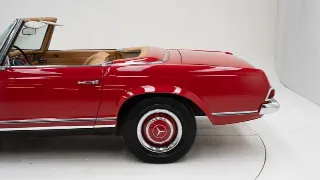 Foto 30 di 40: Mercedes-Benz 250 SL + Hardtop