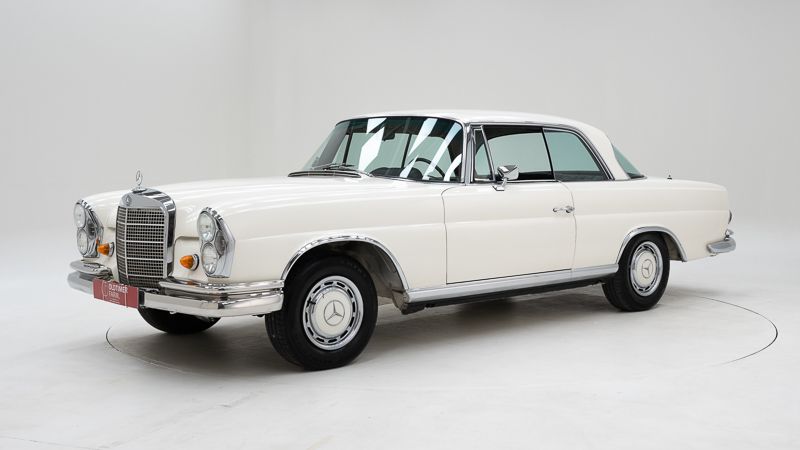 Mercedes-Benz 280 SE