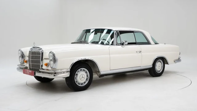 Mercedes-Benz 280 SE