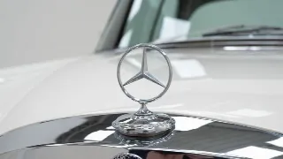 Foto 26 di 40: Mercedes-Benz 280 SE