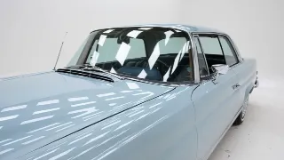 Foto 30 di 40: Mercedes-Benz 280 SE