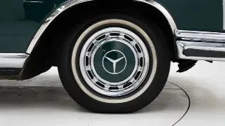 Foto 11 di 40: Mercedes-Benz 280 SE Cabriolet