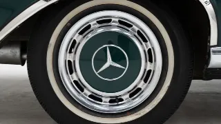 Foto 19 di 40: Mercedes-Benz 280 SE Cabriolet