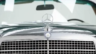Foto 27 di 40: Mercedes-Benz 280 SE Cabriolet
