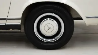Foto 26 di 40: Mercedes-Benz 280SL Pagode + Hardtop