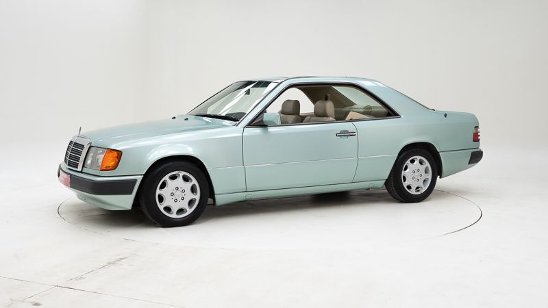 Mercedes-Benz 300 CE