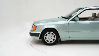 Foto 18 di 40: Mercedes-Benz 300 CE