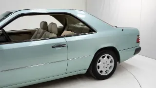 Foto 24 di 40: Mercedes-Benz 300 CE