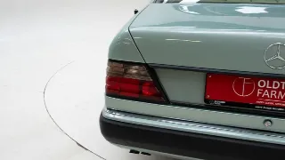 Foto 37 di 40: Mercedes-Benz 300 CE