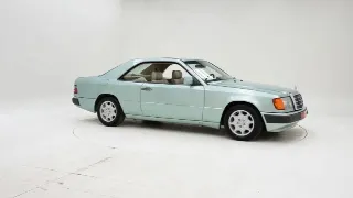 Foto 3 di 40: Mercedes-Benz 300 CE