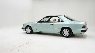 Foto 4 di 40: Mercedes-Benz 300 CE