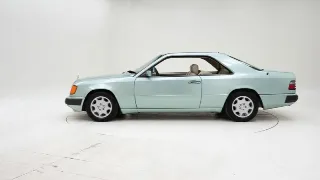 Foto 8 di 40: Mercedes-Benz 300 CE