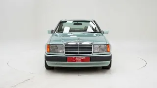 Foto 9 di 40: Mercedes-Benz 300 CE