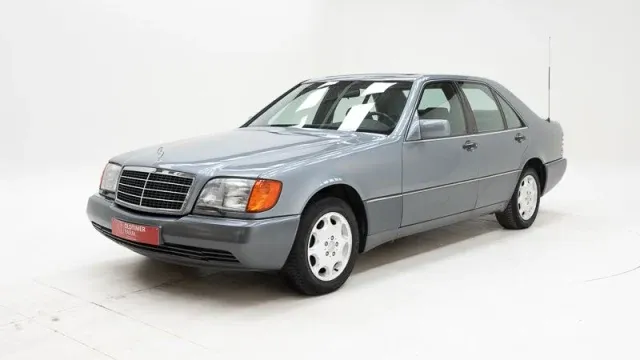 Mercedes-Benz 300 SE