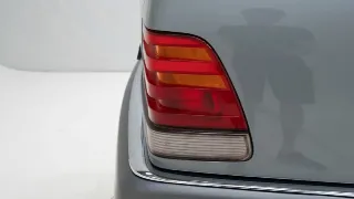 Foto 31 di 40: Mercedes-Benz 300 SE