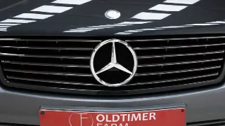 Foto 12 di 40: Mercedes-Benz 300 SL 24V + Hardtop