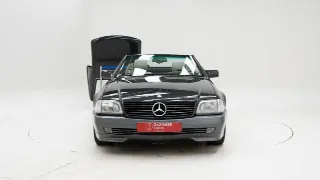 Foto 9 di 40: Mercedes-Benz 300 SL 24V + Hardtop