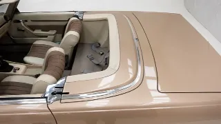Foto 37 di 80: Mercedes-Benz 350 SL