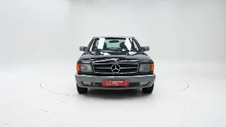 Foto 5 di 40: Mercedes-Benz 420 SEC