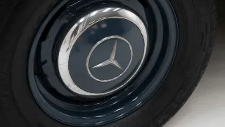 Foto 23 di 40: Mercedes-Benz 450 SL