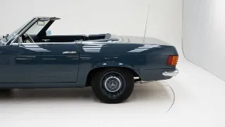 Foto 30 di 40: Mercedes-Benz 450 SL