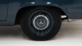 Foto 31 di 40: Mercedes-Benz 450 SL