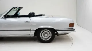 Foto 27 di 40: Mercedes-Benz 450 SL + Hardtop