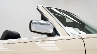 Foto 13 di 40: Mercedes-Benz 560 SL