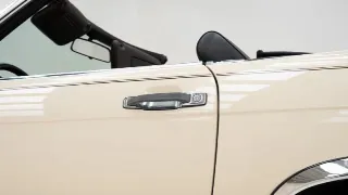 Foto 39 di 40: Mercedes-Benz 560 SL