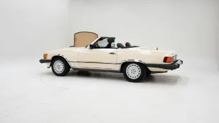 Foto 3 di 40: Mercedes-Benz 560 SL