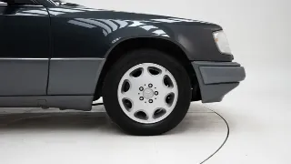 Foto 10 di 40: Mercedes-Benz E 220 Cabriolet