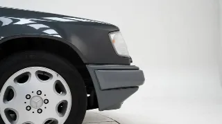 Foto 12 di 40: Mercedes-Benz E 220 Cabriolet
