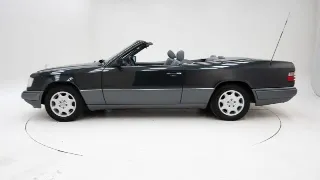 Foto 33 di 40: Mercedes-Benz E 220 Cabriolet