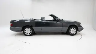 Foto 9 di 40: Mercedes-Benz E 220 Cabriolet
