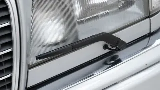 Foto 15 di 40: Mercedes-Benz E 36 AMG + Hardtop