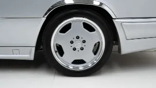 Foto 31 di 40: Mercedes-Benz E 36 AMG + Hardtop