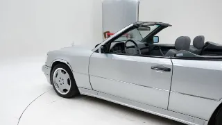 Foto 38 di 40: Mercedes-Benz E 36 AMG + Hardtop
