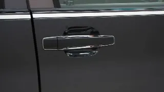 Foto 27 di 40: Mercedes-Benz S 320
