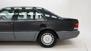 Foto 32 di 40: Mercedes-Benz S 320
