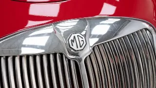 Foto 12 di 40: MG A 1600